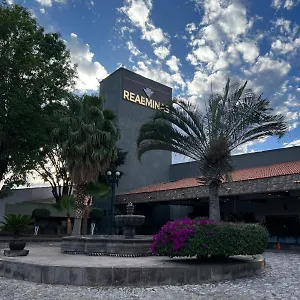 Отель Real De Minas Tradicional, Керетаро